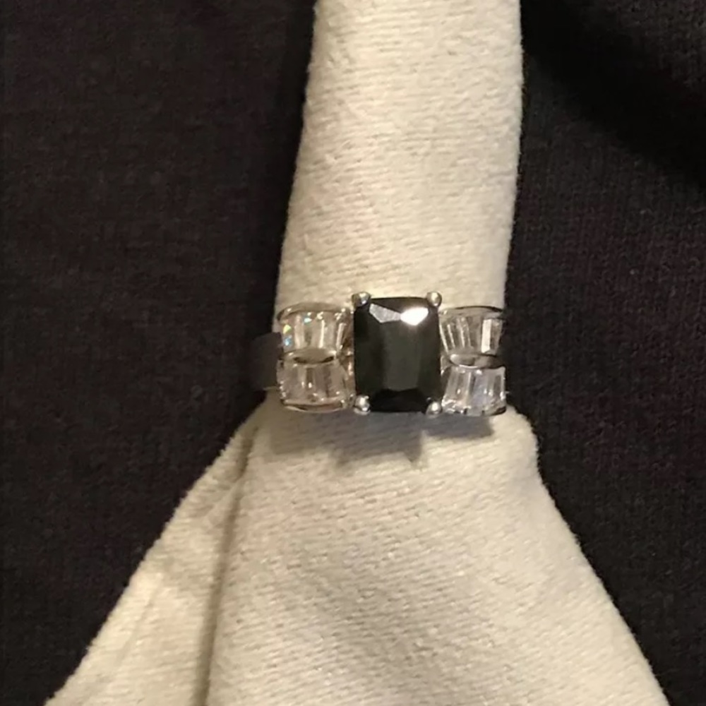Lab Created Onyx And White Sapphire Ring (Size 6)